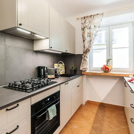 Superapart Swietojanska 19, Old Town Apartment