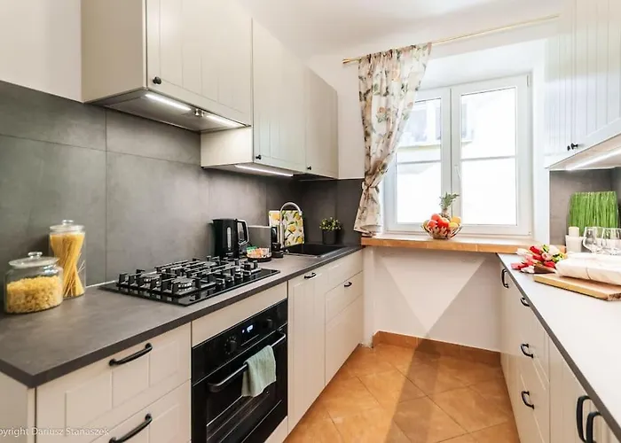 Superapart Swietojanska 19, Old Town Apartment